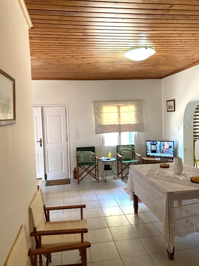 Lena'S Traditional Villa Agia Efimia Luaran gambar